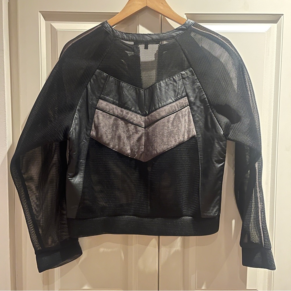 Endless Rose Black Jacket - Picture 3 of 4